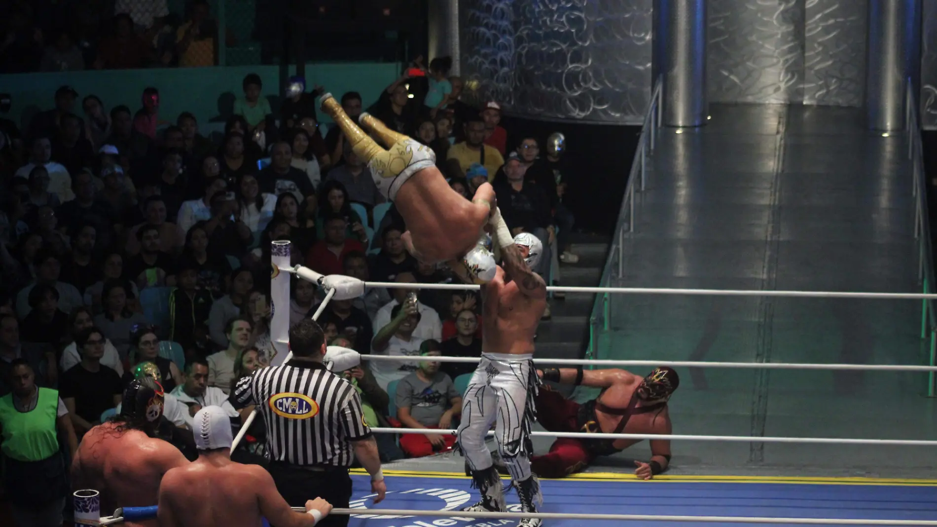 ¡CMLL a la alza! Brinda gran función el lunes de Arena Puebla